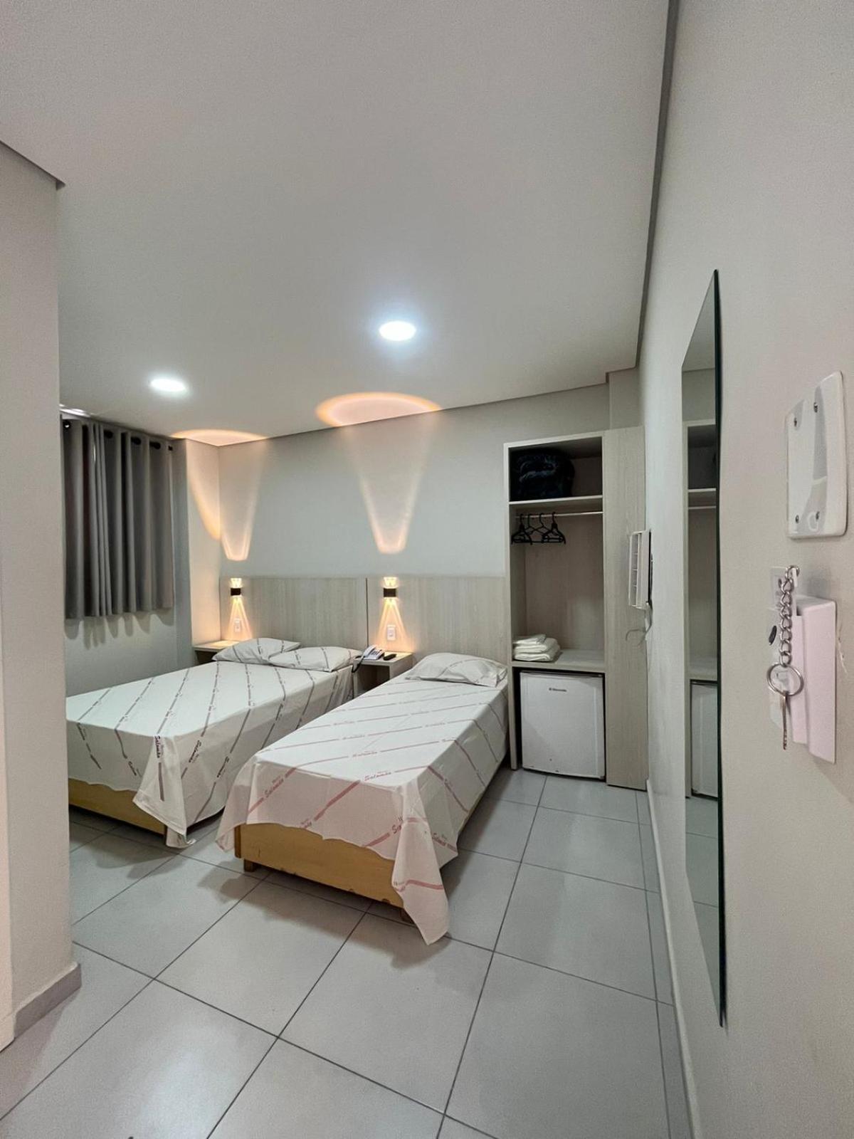 Hotel Salomao - Proximo A 25 De Marco, Bom Retiro, Bras E Rua Santa Efigenia, A 2 Minutos Do Mirante Sampa Sky E Pista De Skate Anhangabau Сан-Паулу Екстер'єр фото