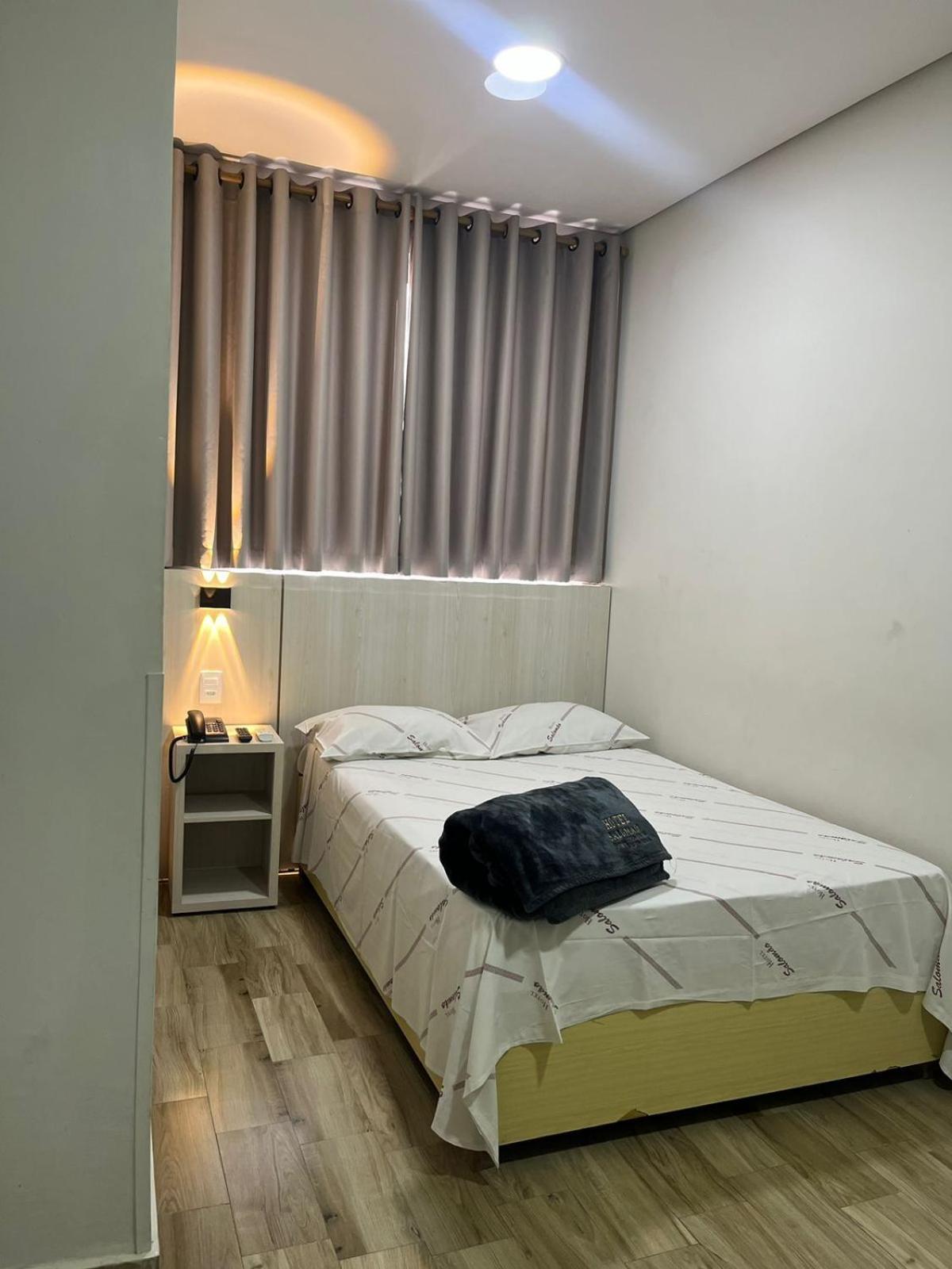 Hotel Salomao - Proximo A 25 De Marco, Bom Retiro, Bras E Rua Santa Efigenia, A 2 Minutos Do Mirante Sampa Sky E Pista De Skate Anhangabau Сан-Паулу Екстер'єр фото
